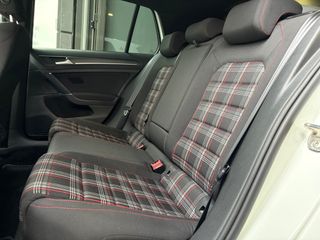 Volkswagen Golf GTI Performance 2.0 TSI 180kW(245CV) DSG