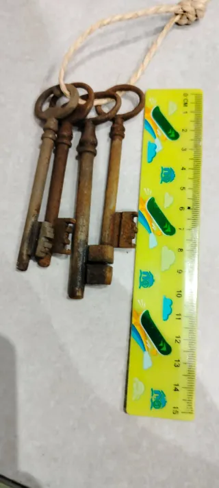 Set 4 Chiavi Antiche