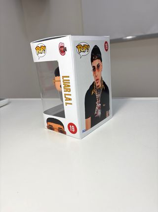 Funko Pop Custom Luar la L
