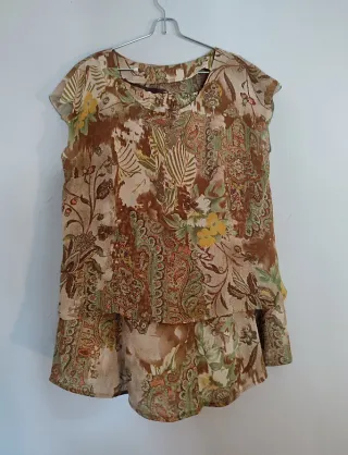 Conjunto Blusa y Falda