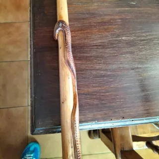 Cachaba de madera con mango