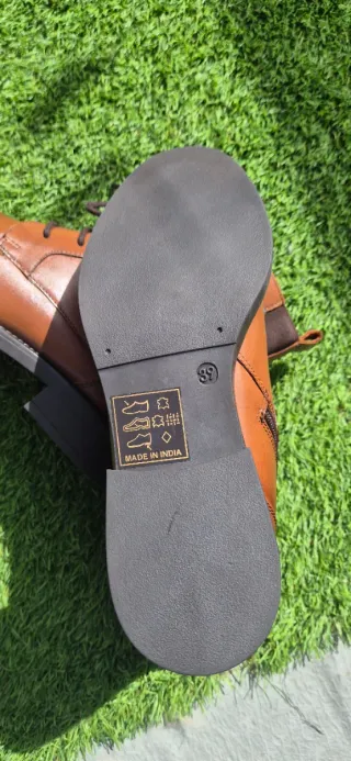 Botines de Piel Marrones