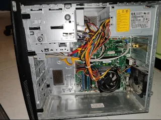 Ordenador de sobremesa HP Negro