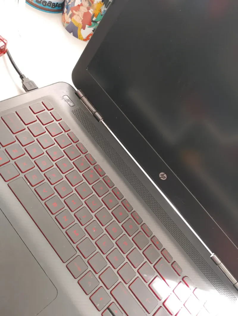 Portátil HP Rojo afbeelding 3