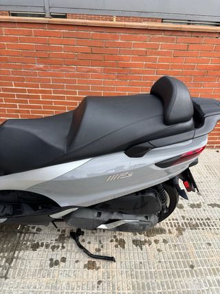 Piaggio MP3 400 HPE Gris/Plata