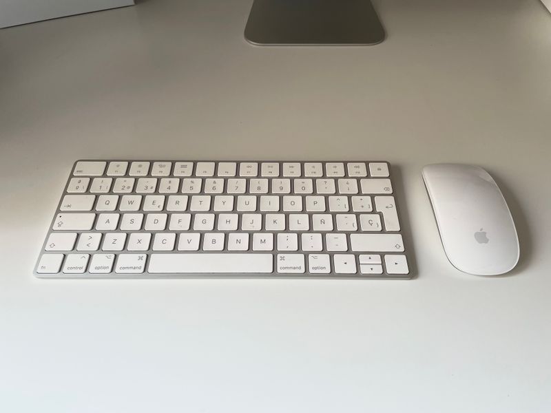 iMac 21,5” 4K 2017 | 16GB RAM | 1TB | i5 | +CAJA afbeelding 5