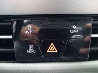 Volkswagen Golf VIII 1.5 eTSI Life OPF DSG