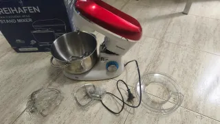 Robot de cocina amasadora FREIHAFFEN