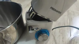 Robot de cocina amasadora FREIHAFFEN
