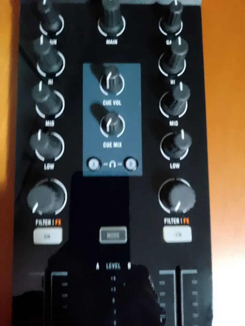 Traktor Z1 - Controladora de dj afbeelding 2