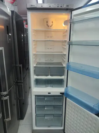 Nevera combi marca Balay 200/60cm clase A+ garanti