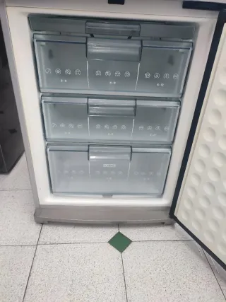 Nevera combi marca Balay 200/60cm clase A+ garanti