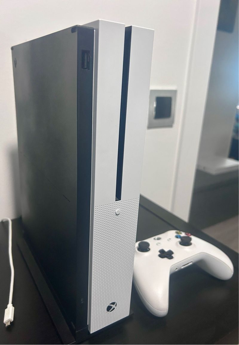 Xbox One S Blanca afbeelding 2