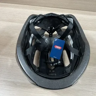 Casco ABUS Macator MIPS Negro