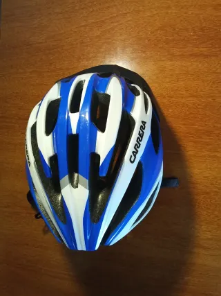 Casco marca Carrera Azul y Blanco