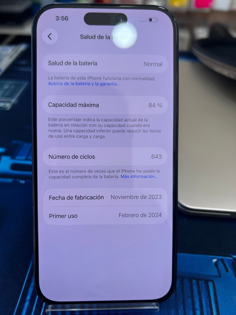 iPhone 15 Pro Azul 84% Batería afbeelding 4