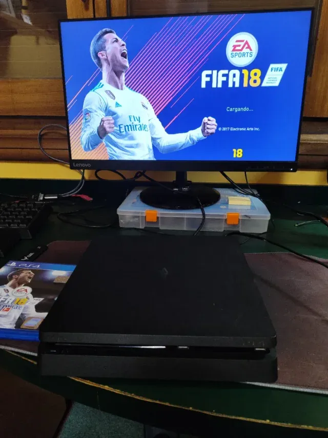 PS4 Slim 1TB + 5 Juegos FIFA y Call of Duty afbeelding 4