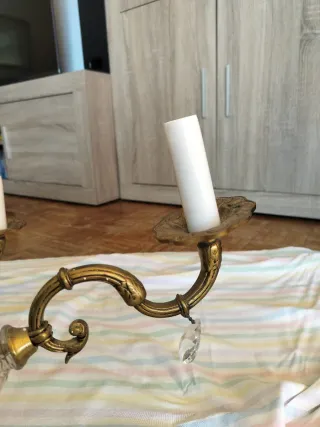 Lámpara de techo dorada con cristales