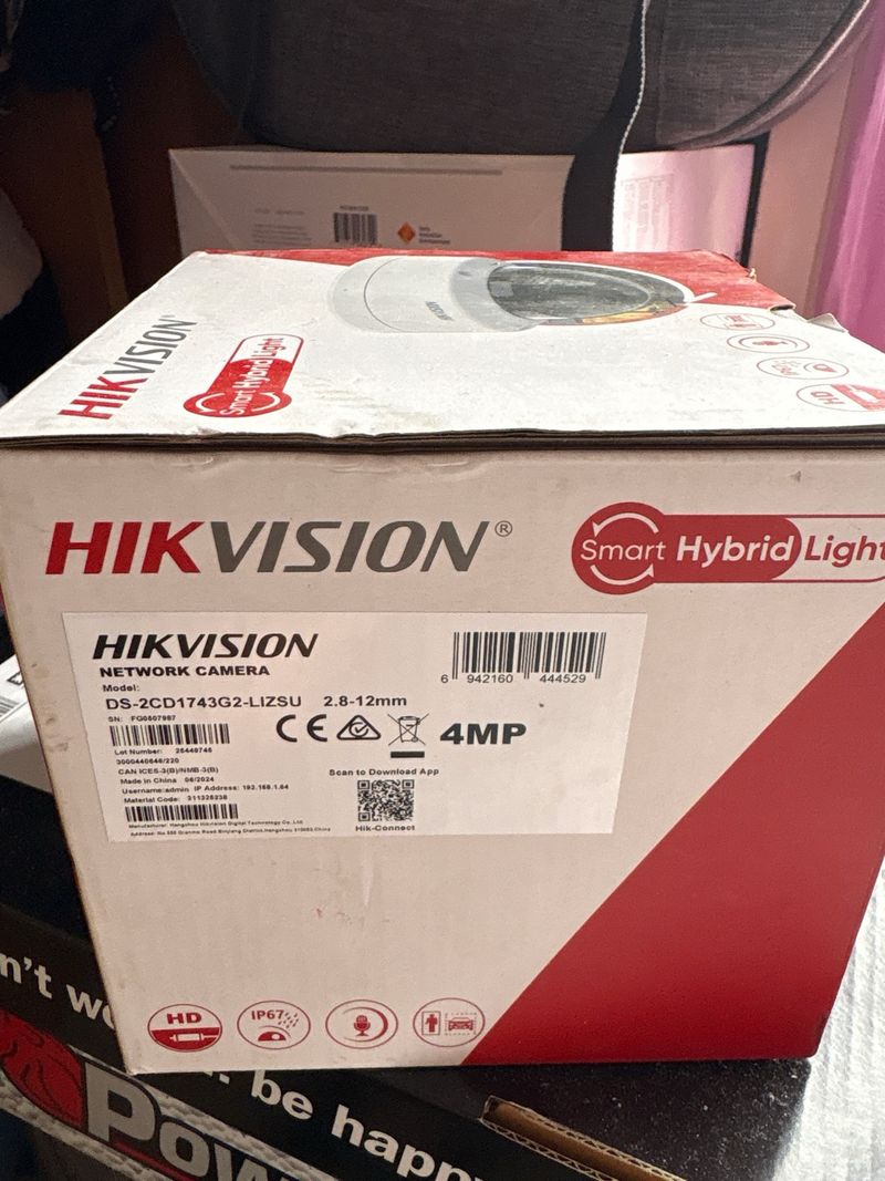 Cámara Hikvision DS-2CD1743G2-LIZSU afbeelding 2