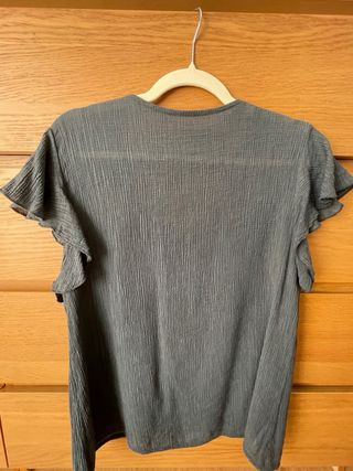 Blusa gris marengo con textura