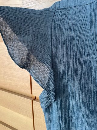 Blusa gris marengo con textura