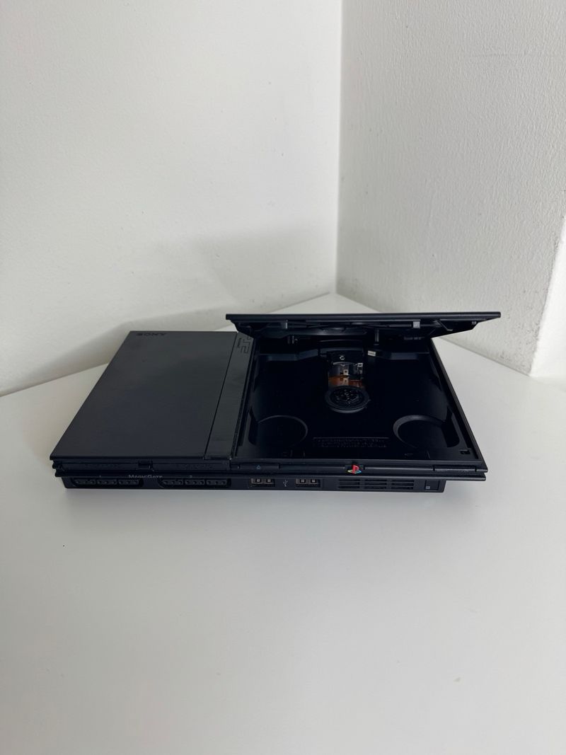 PlayStation 2 Slim afbeelding 7