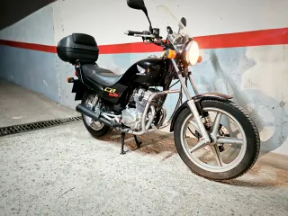 Honda CB 250 Two Fifty