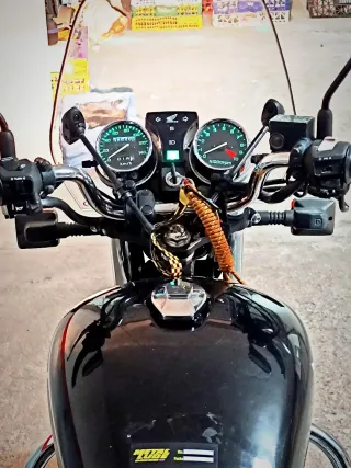 Honda CB 250 Two Fifty