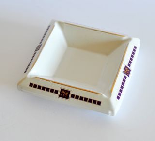 Cenicero vintage publicidad de Silk Cut, England.