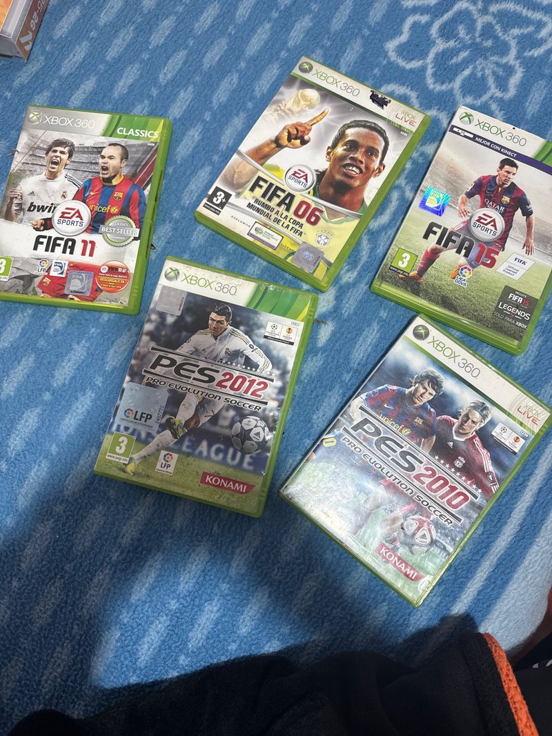 Lote 5 Juegos Xbox 360: FIFA y PES