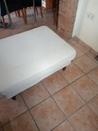 Banqueta tapizada tela y madera