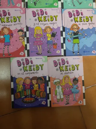 Lote de 8 libros de Didi Keidy