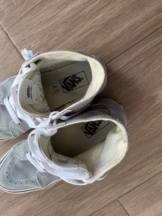 Botas Vans grises
