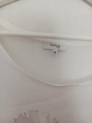 Blusa blanca estampada coral talla 40