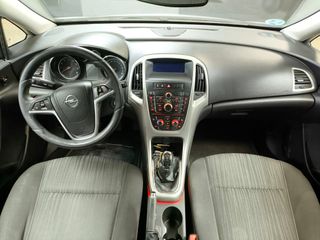 Opel Astra 2010