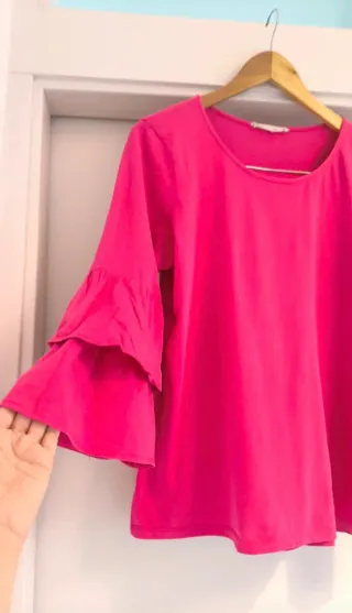 Camiseta Sfera Fucsia Volantes Talla L
