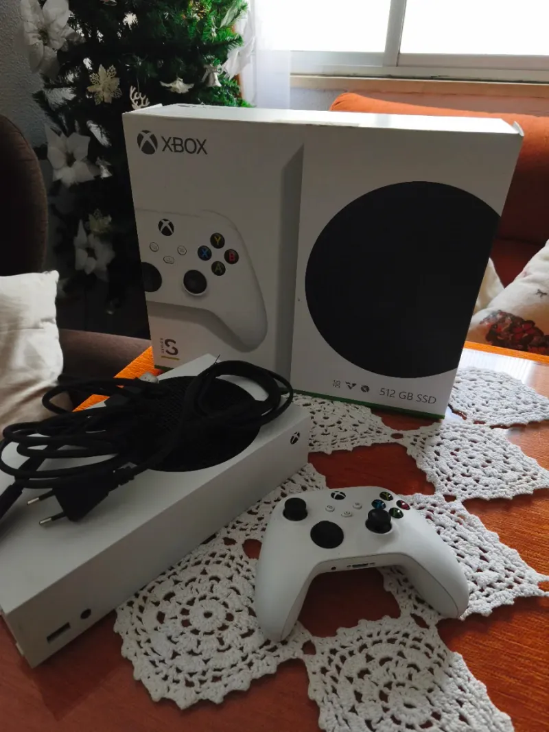 Xbox Series S Blanca 512 GB SSD y Un mando