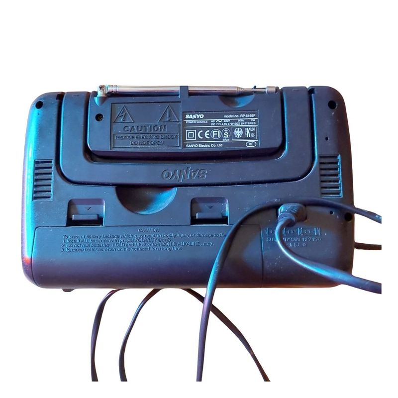 Radio Sanyo AM/FM Portátil RP-6165F afbeelding 3