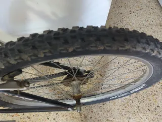 Bicicleta Giant Boulder Shock