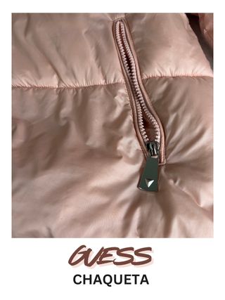Chaqueta Guess Puffer Rosa Elegante