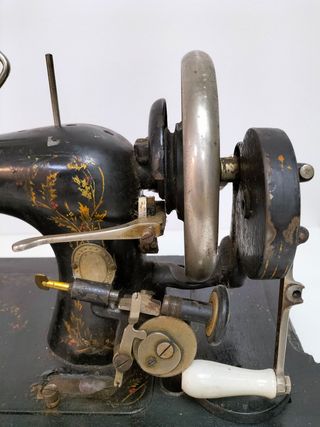Máquina de coser antigua Haid & Neu