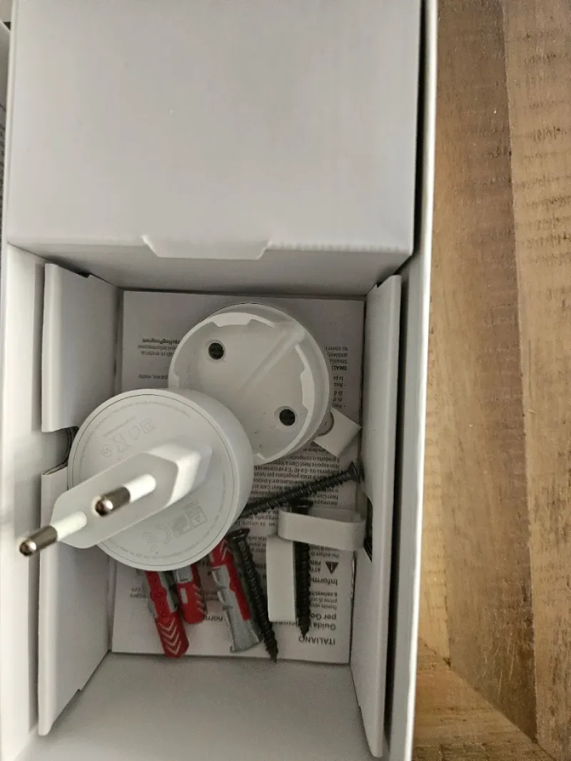 Google Nest Cam 2ª Gen en perfecto estado afbeelding 3