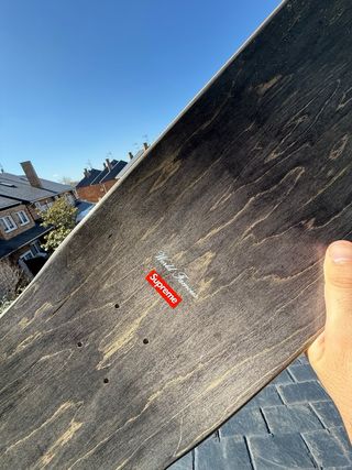 Tabla de skate Supreme rosa