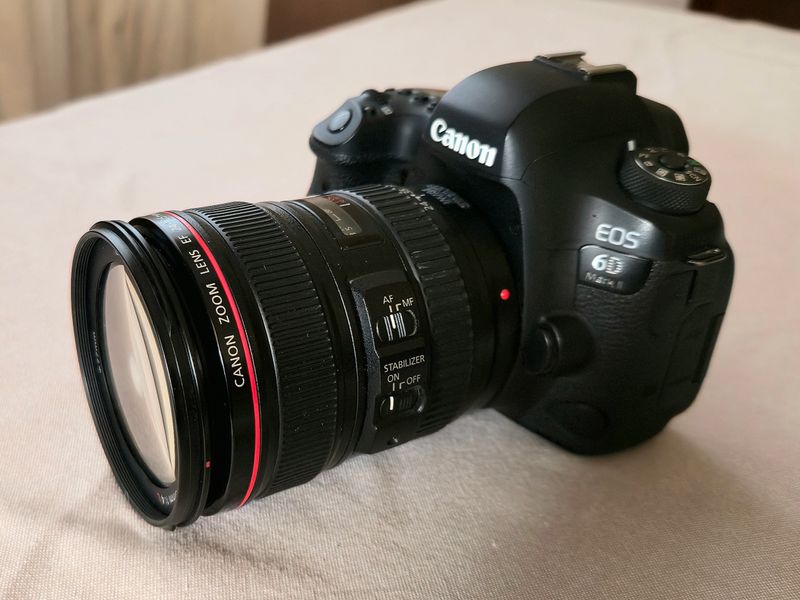 Canon 6D Mark II + Lente EF 24-105mm f/4 L IS
