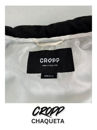 Chaqueta Cropp Puffer Beige y Negra