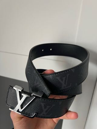 Cinturón Louis Vuitton Negro y Plateado