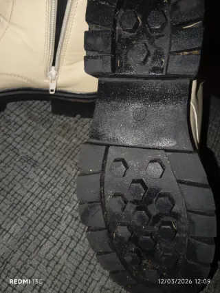 Botas Beige claro Talla 36