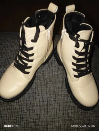 Botas Beige claro Talla 36