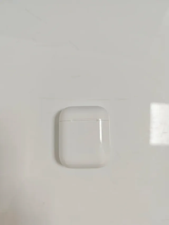 Apple AirPods
