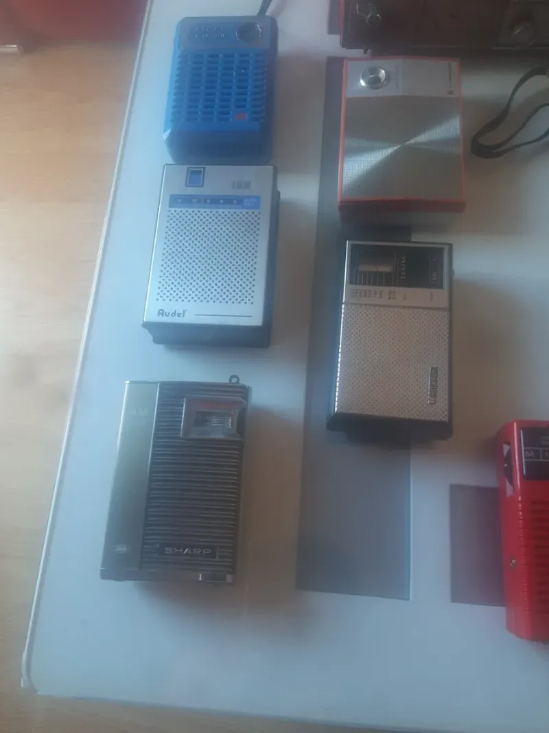 Radios antiguas retro AM Onda Media.